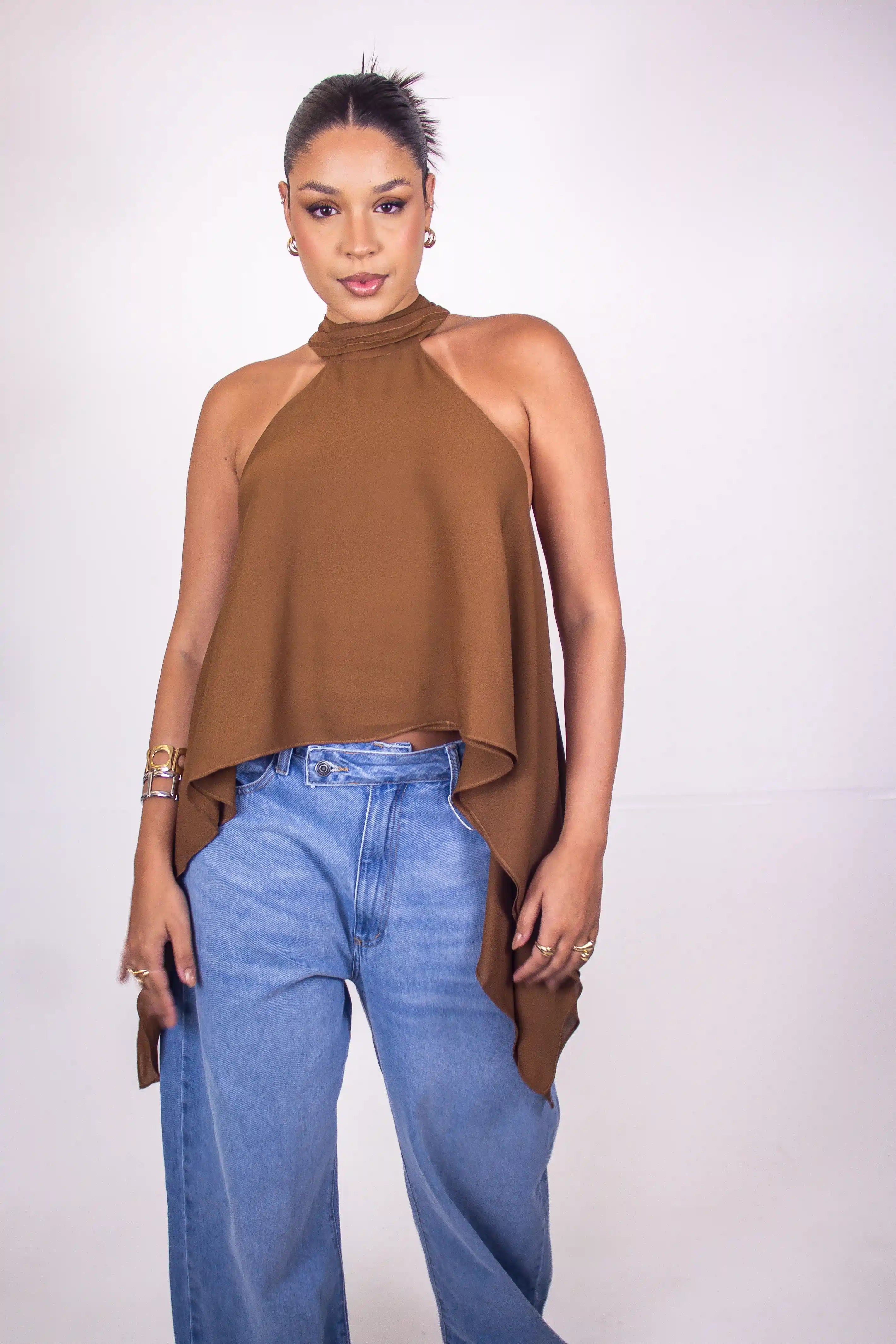 Blusa Frutti - regata gola alta com assimetrias