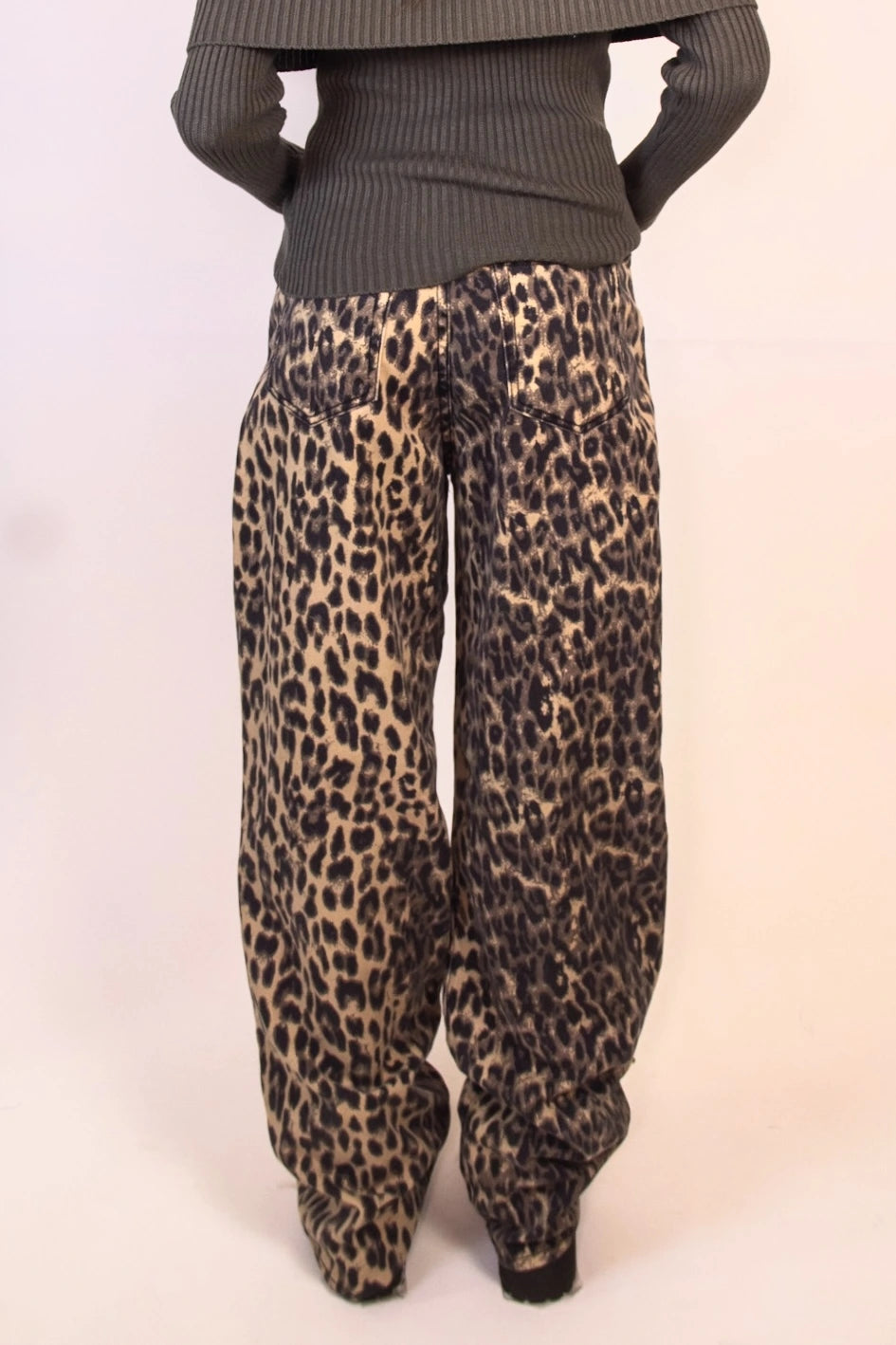 Calça Savage - Wide Leg Jeans Animal Print