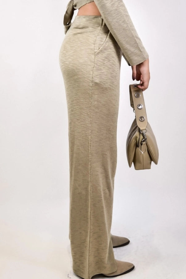 Calça Toffee - pantalona em tricô flamê