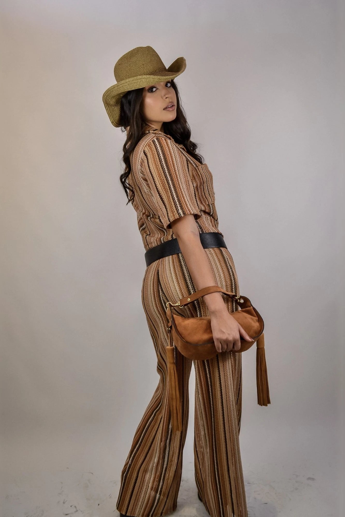 Conjunto Mirage - feminino em tela – calça e camisa cropped