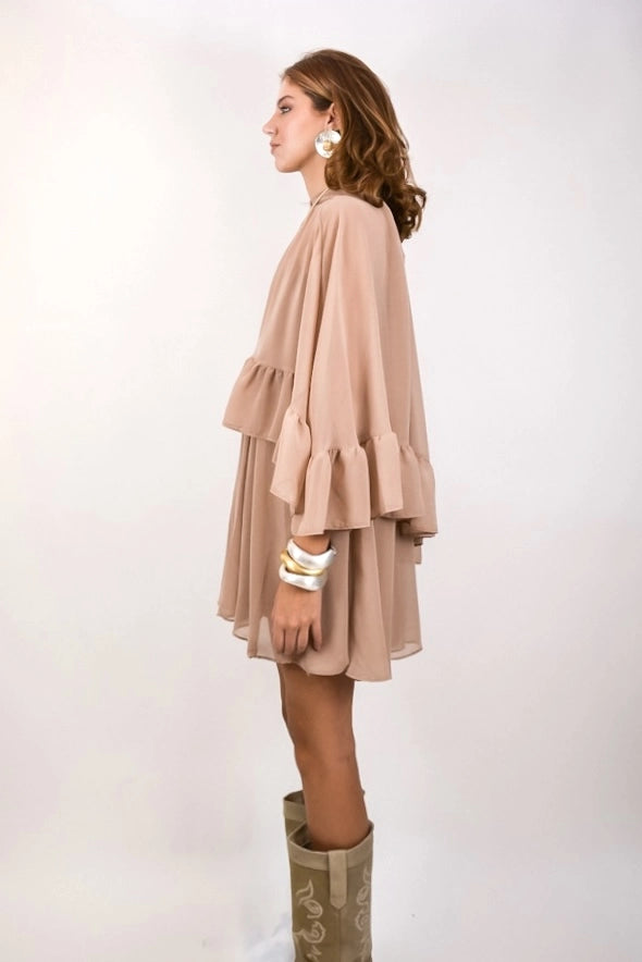 Vestido Cácto - curto com alças e capa gola alta