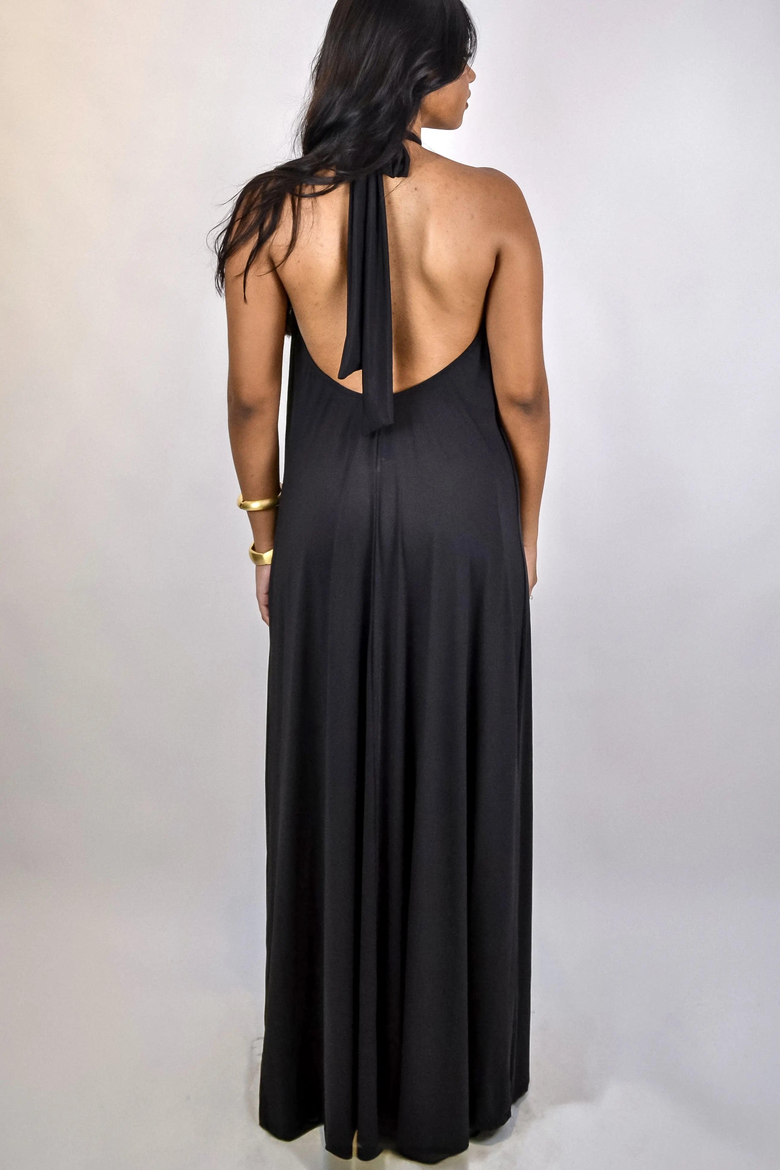 Vestido Negroni - longo gola alta com decote nas costas