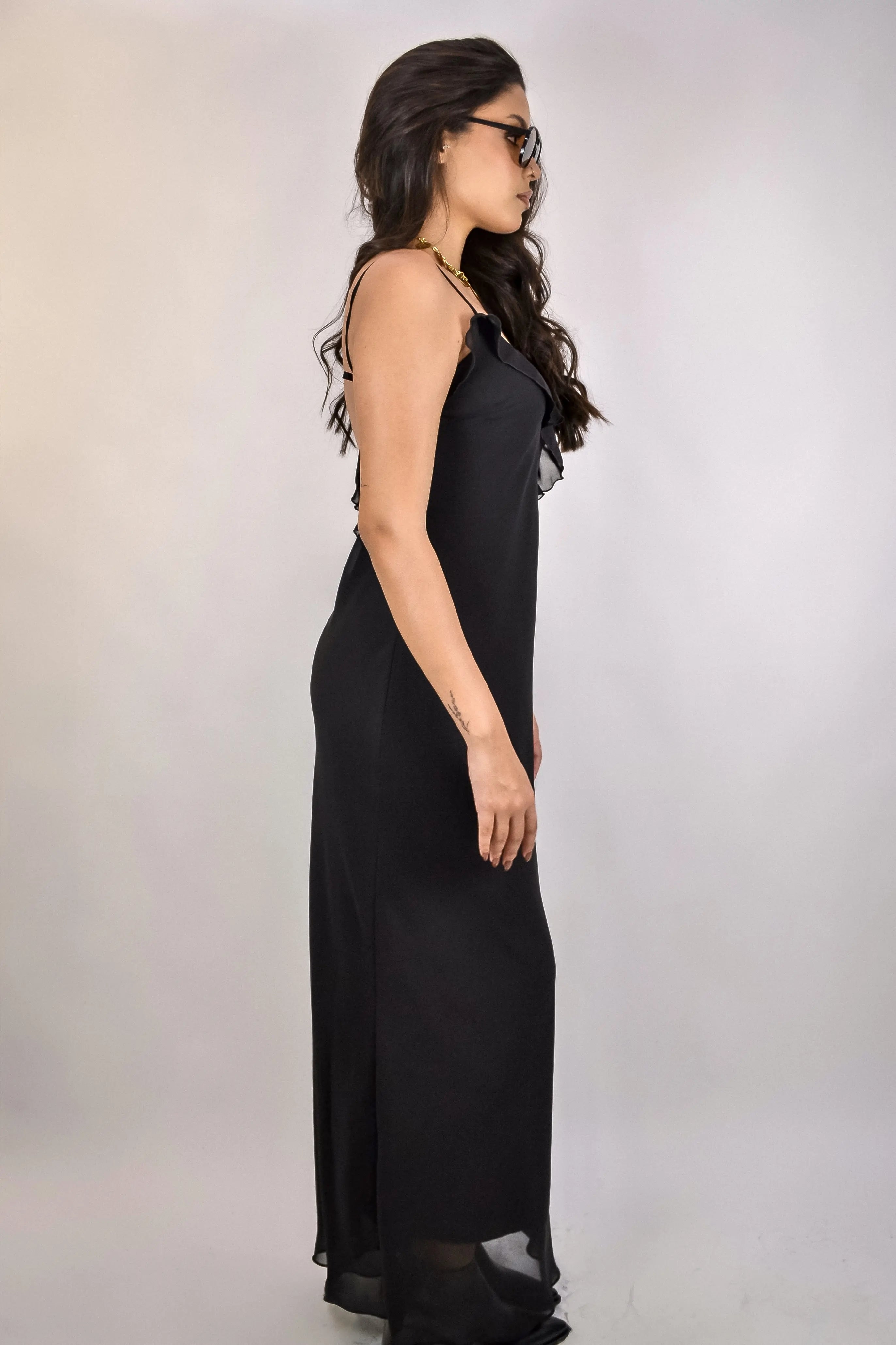 Vestido Verbana - longo de crepe de seda com babados